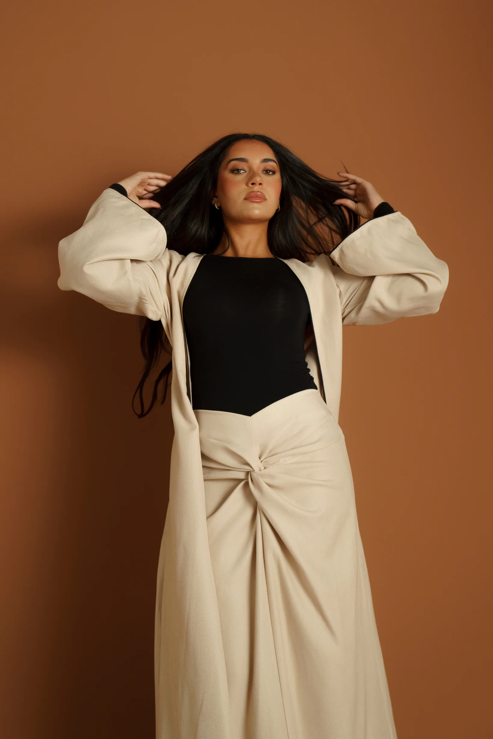 Runway Knot Front Skirt - Image 10