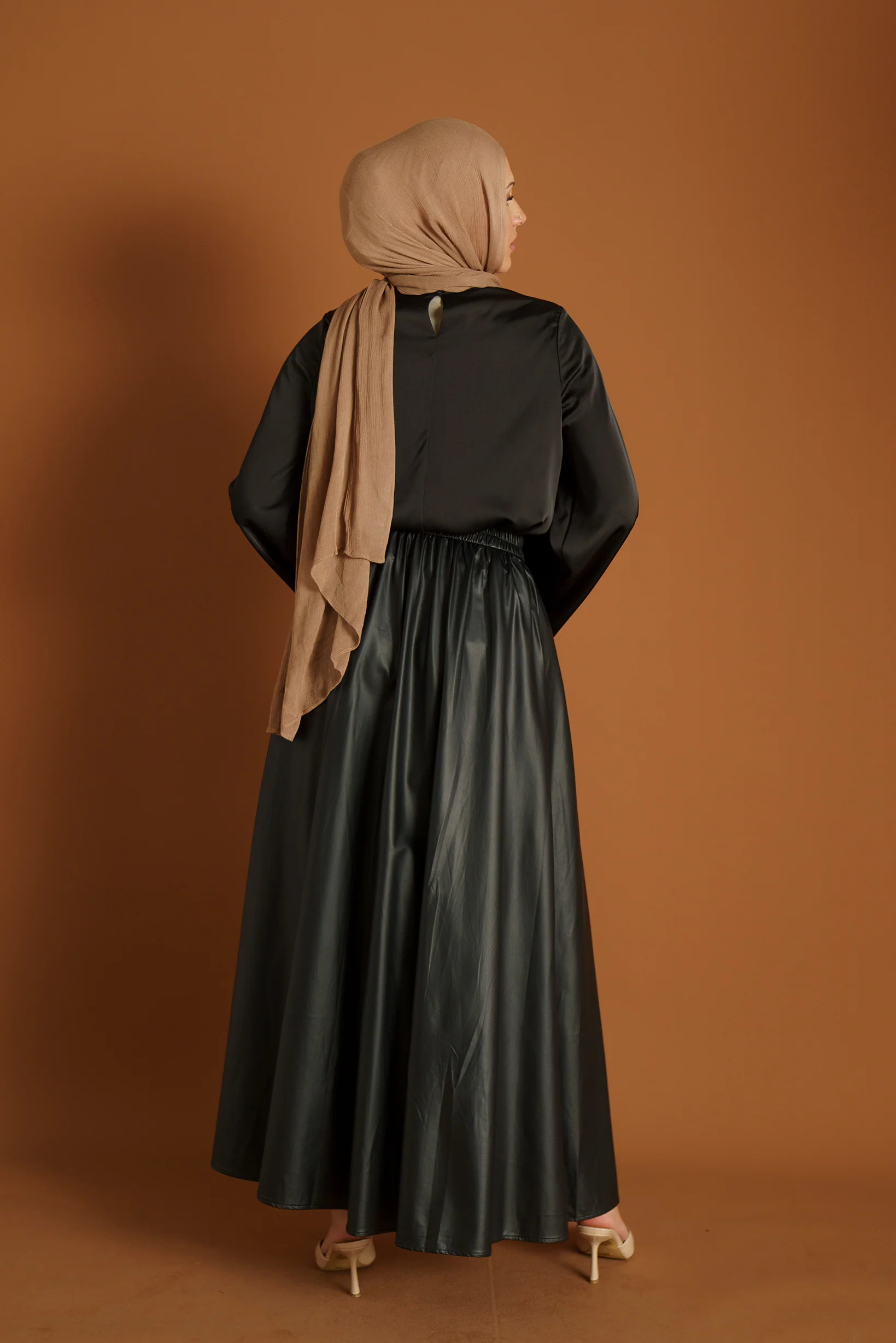 Runway Leather Skirt - Image 4