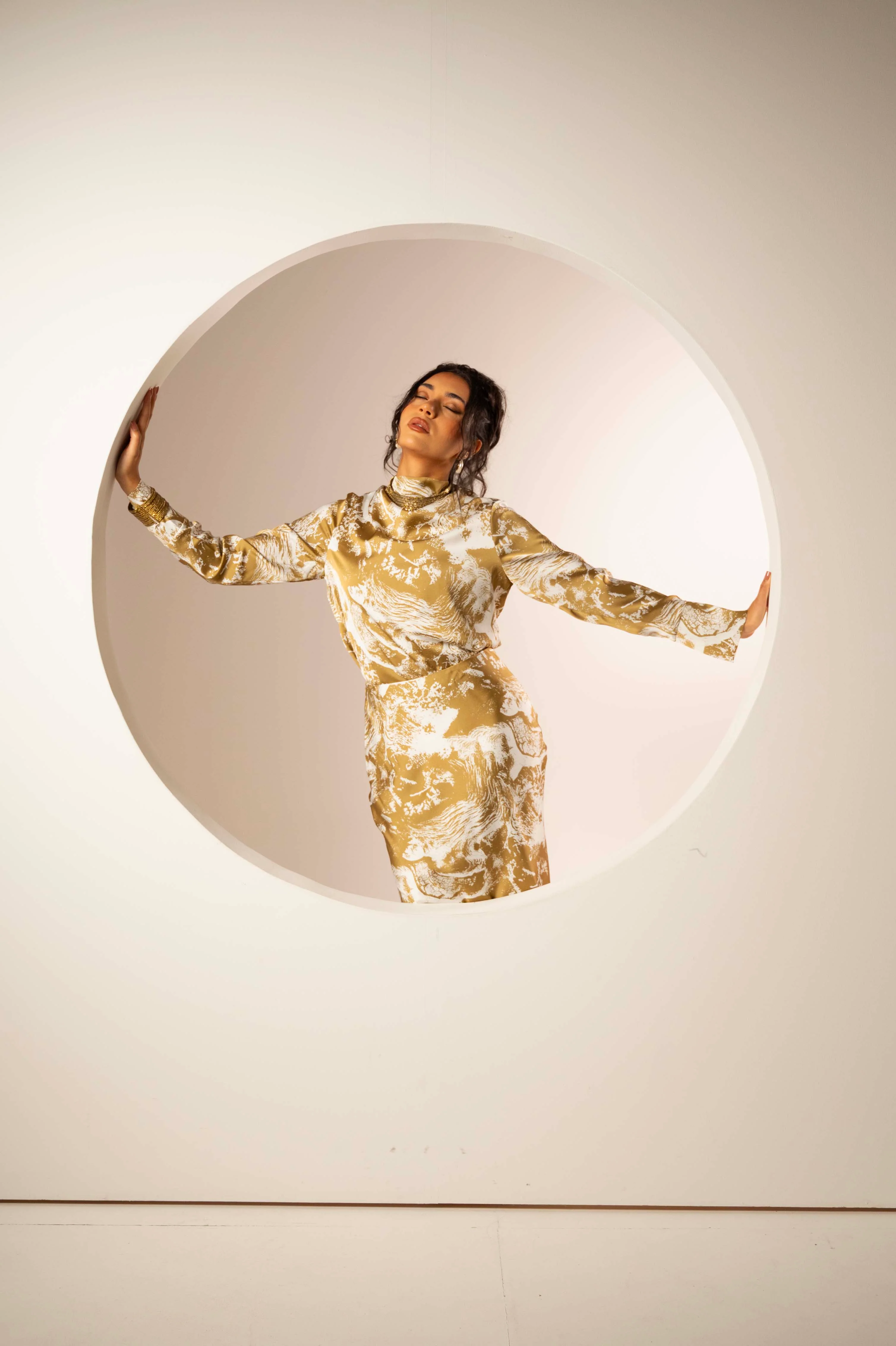 Runway Modish Top - Image 3