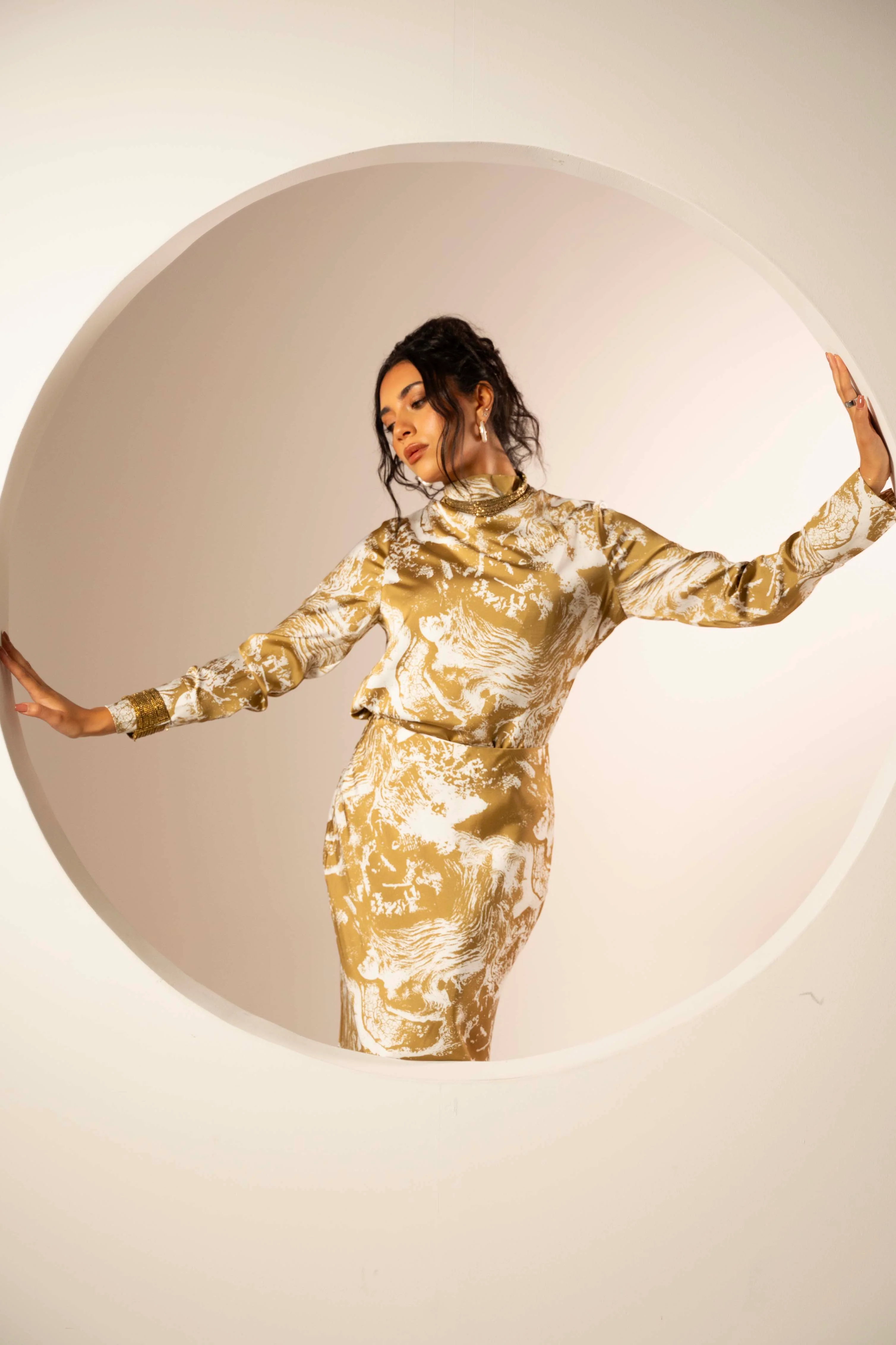 Runway Modish Top - Image 4