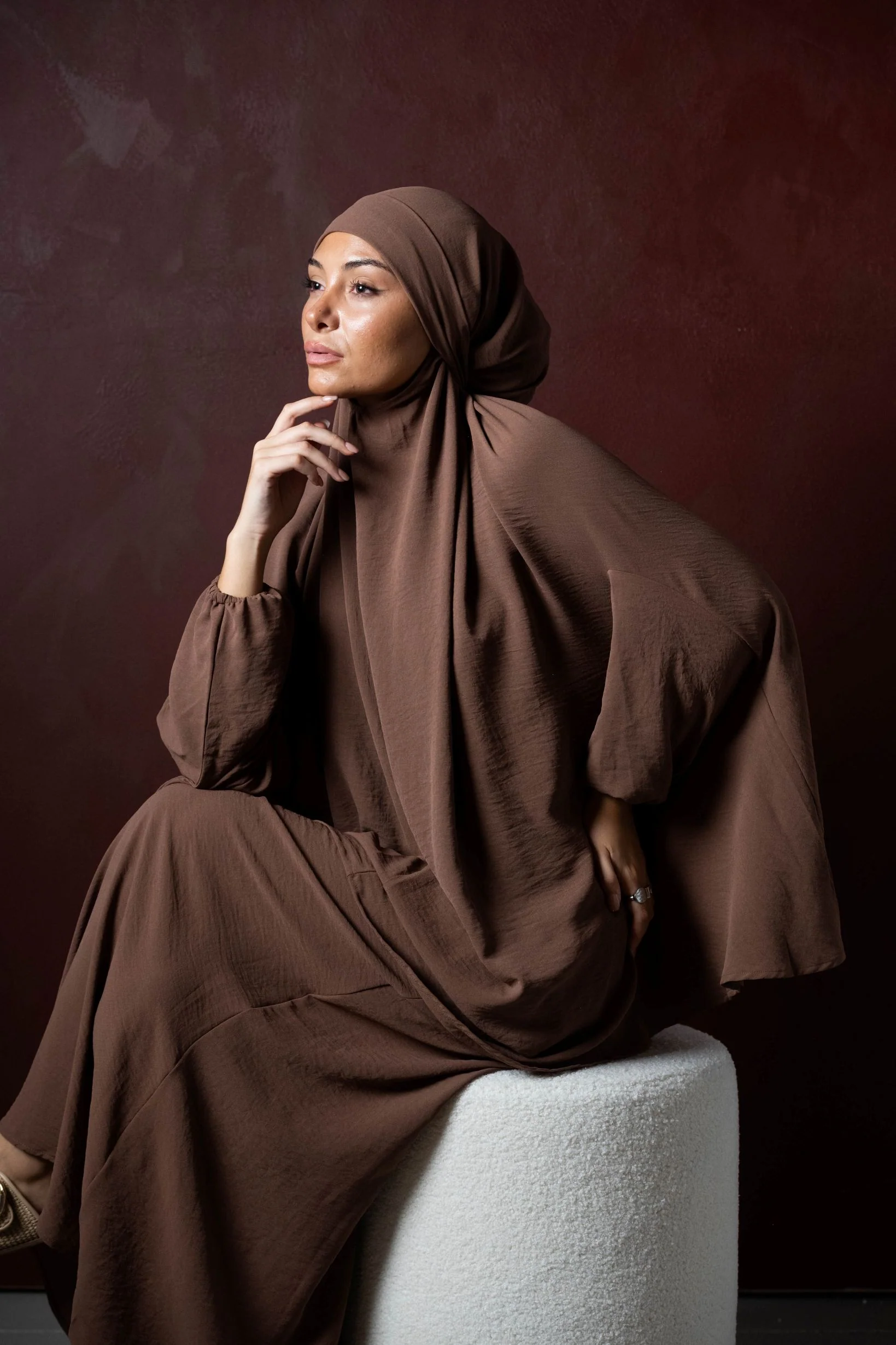 Runway Roya Prayer Set - Image 3