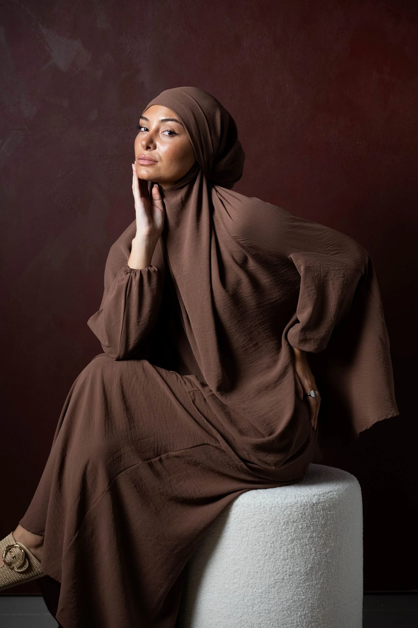 Runway Roya Prayer Set - Image 4