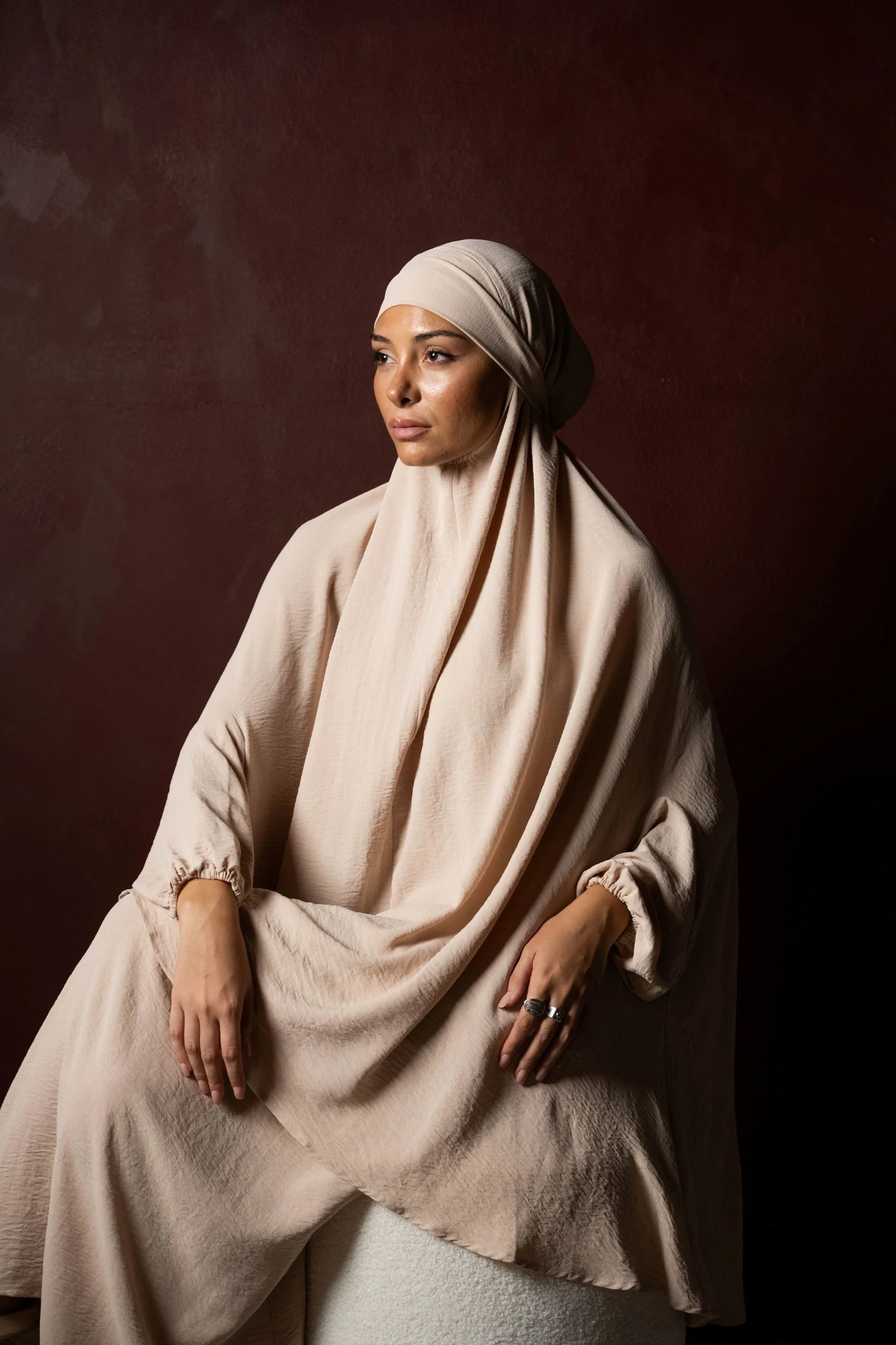 Runway Roya Prayer Set - Image 6