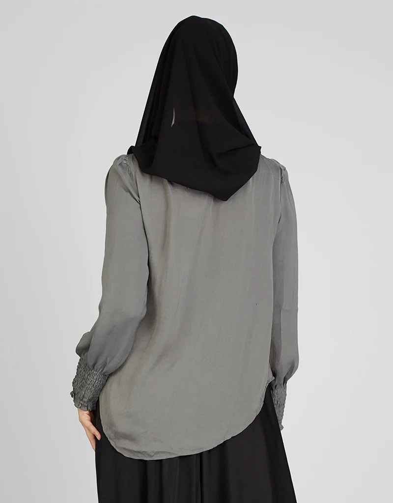 Scrunch Cuff Loop Blouse - Image 15