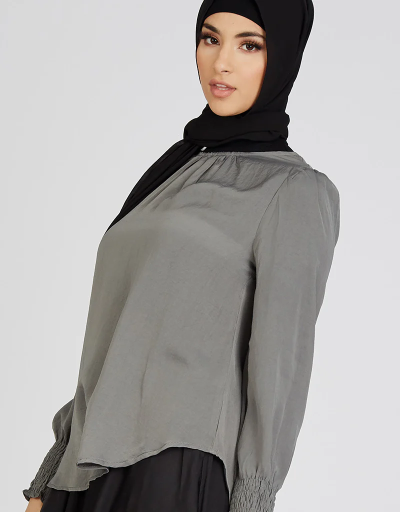 Scrunch Cuff Loop Blouse - Image 16