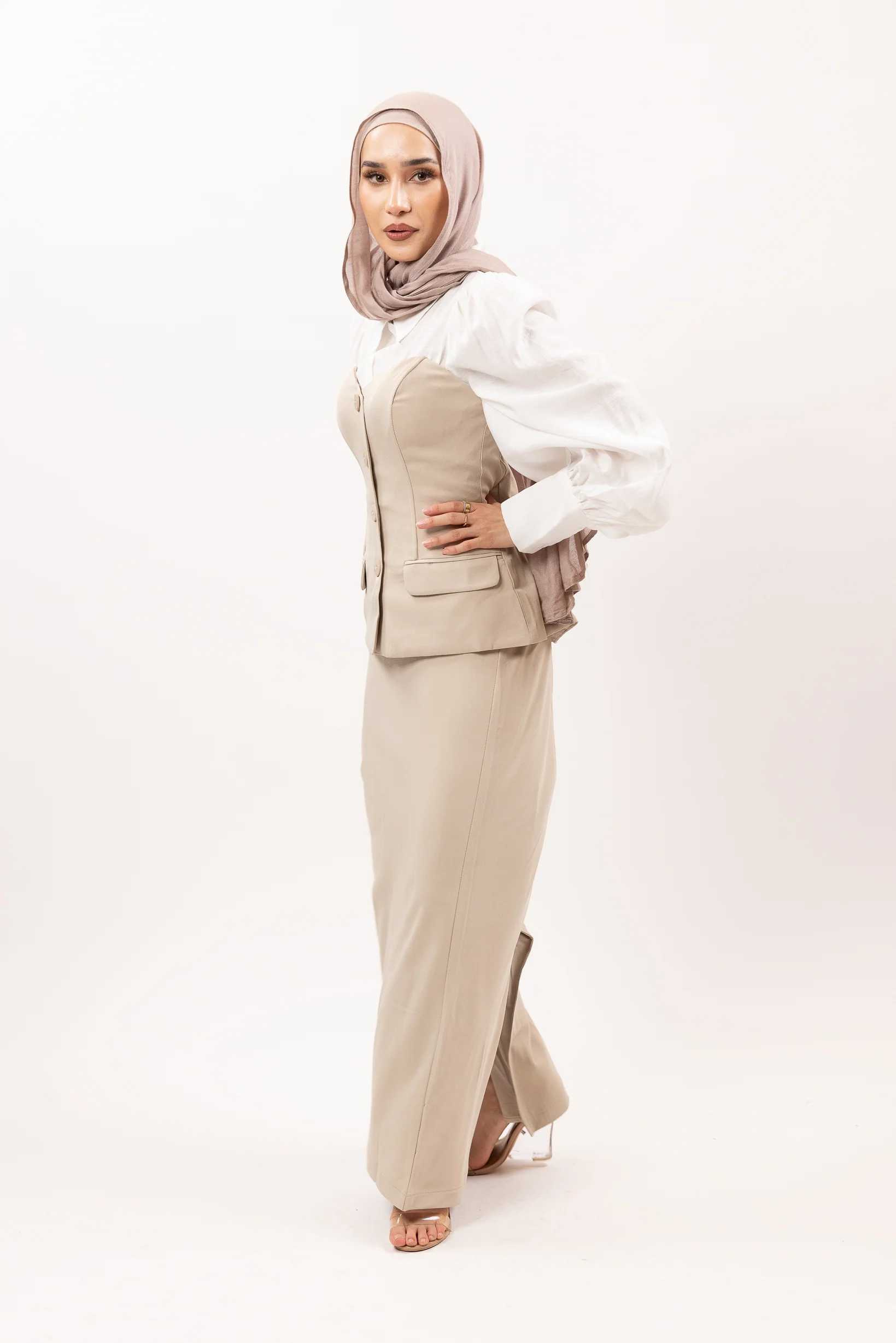 Shanay Bustier - Image 7