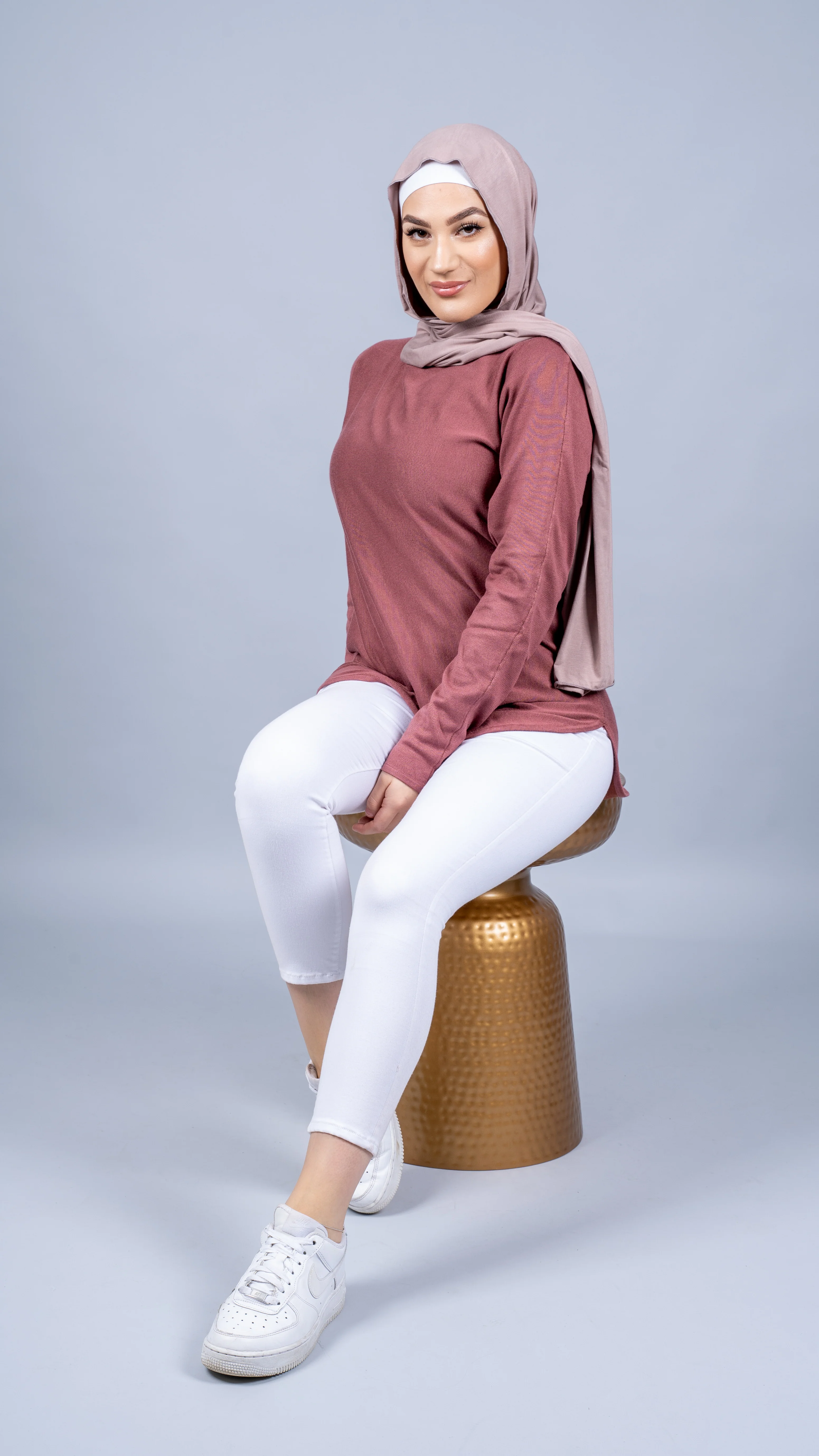 Short Knit Loop Top - Image 11