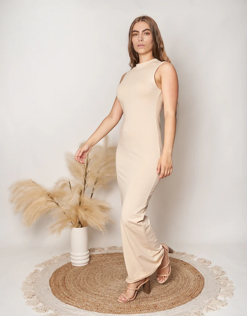 Sleeveless Cotton Maxi - Image 10