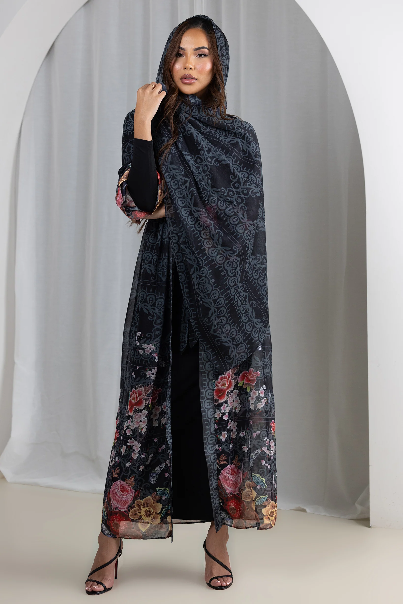 Spanish Rose Cardigan - Image 5