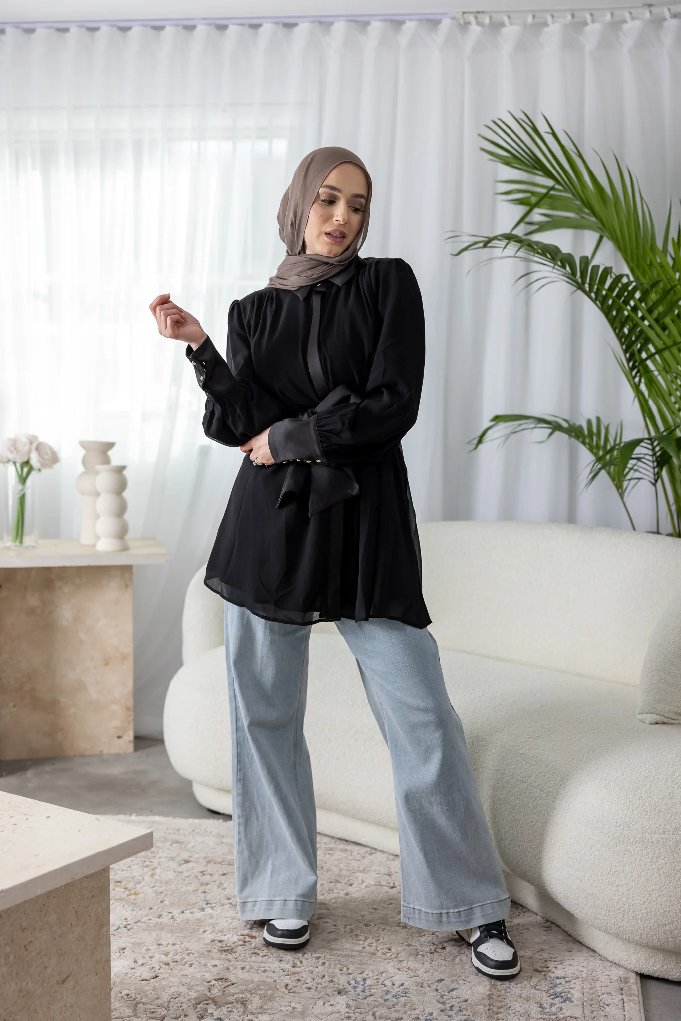 The Crescent Elliette Tie Shirt - Image 8