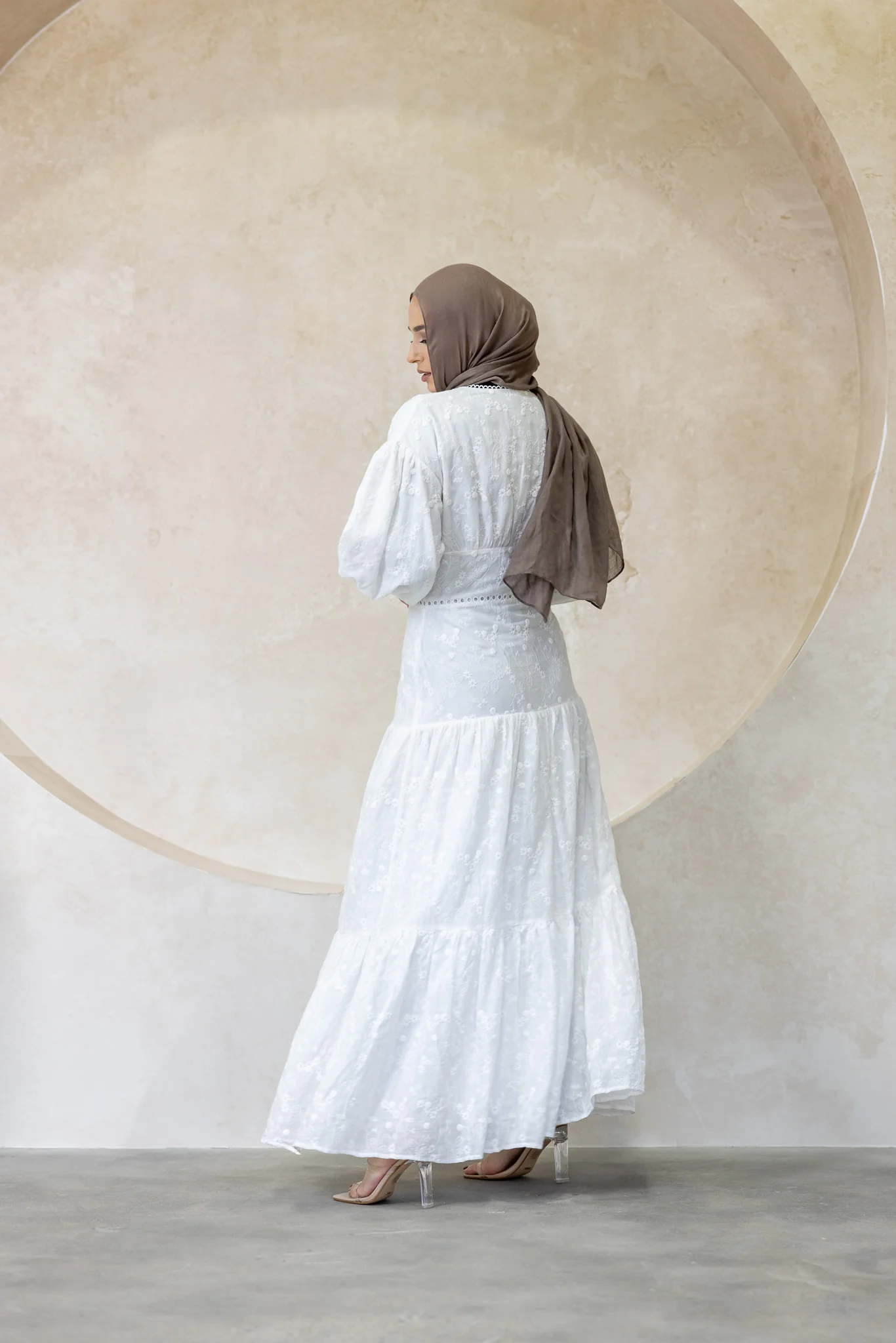 The Crescent Liora Lace Detailed Dress - Image 6