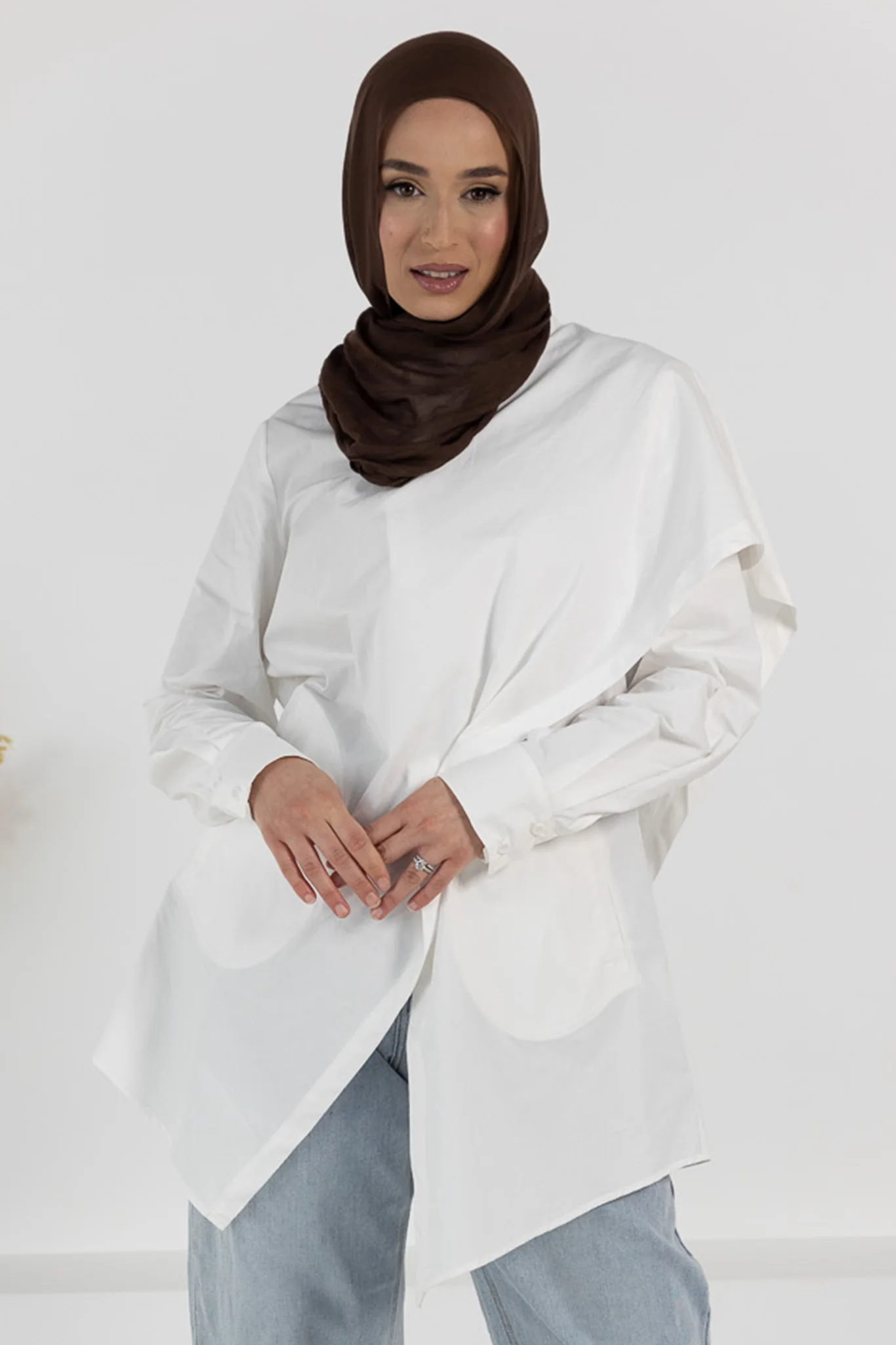 The Crescent Reba Detailed Shirt - Image 9