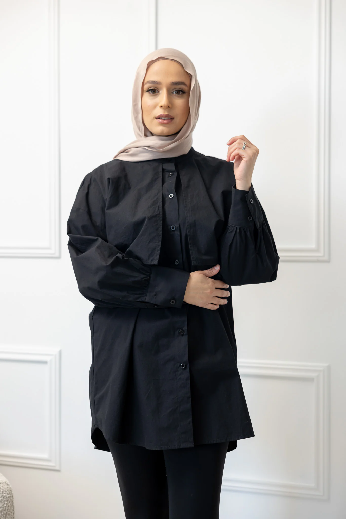 The Crescent Rilla Detailed Shirt - Image 10