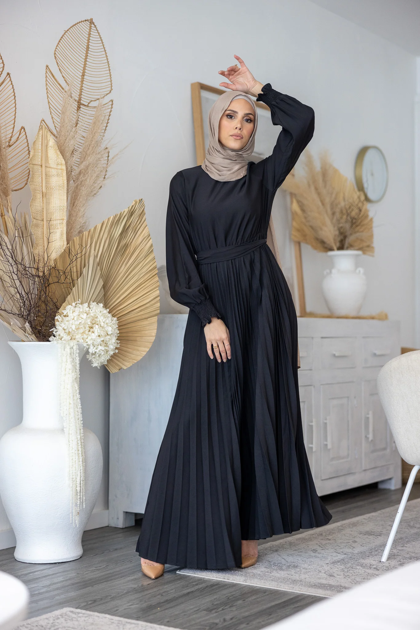 The Crescent Simona Detailed Pleat Dress - Image 9
