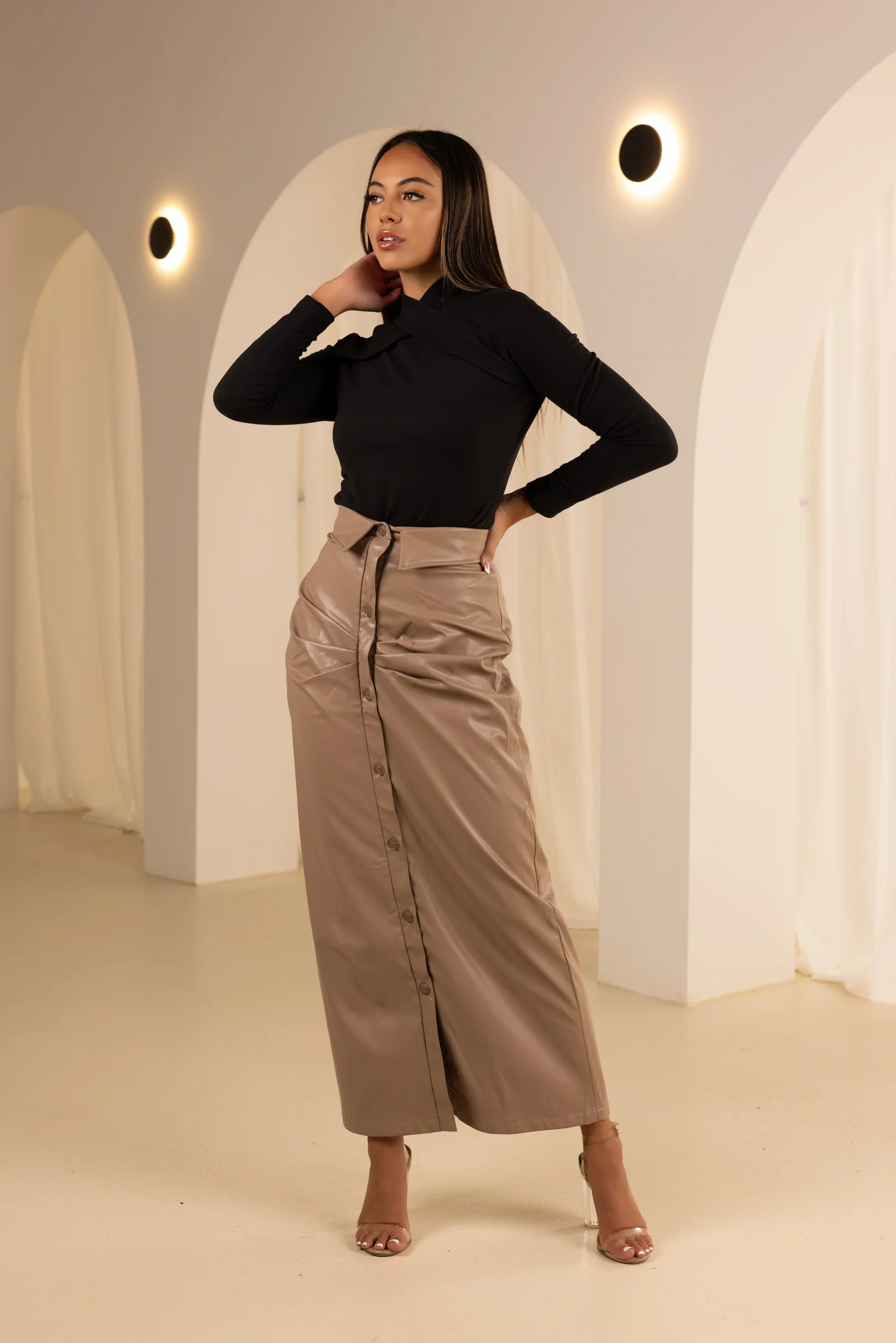 The Grand Esther Leather Skirt - Image 3