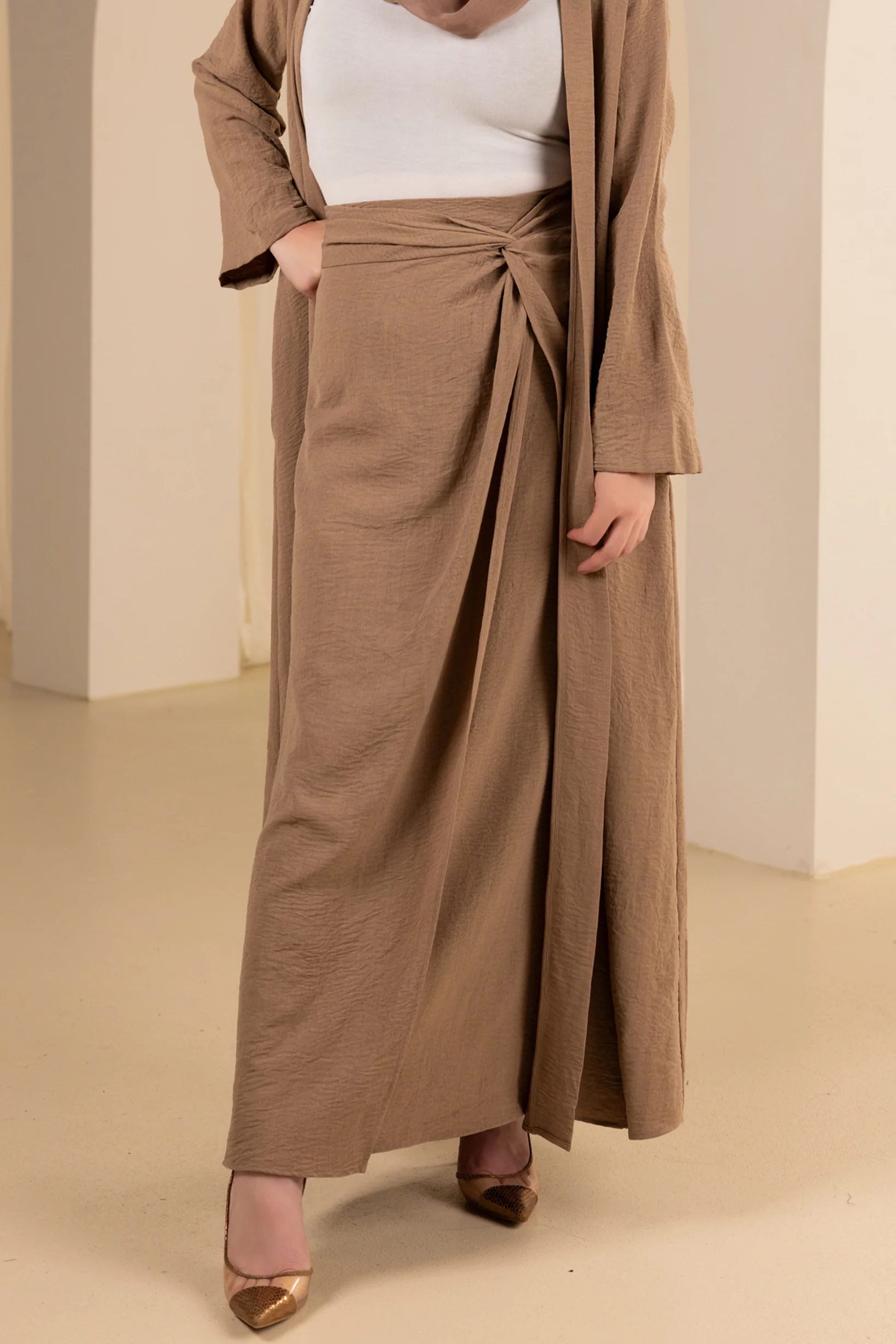 The Grand Lopez Detailed Skirt - Image 2