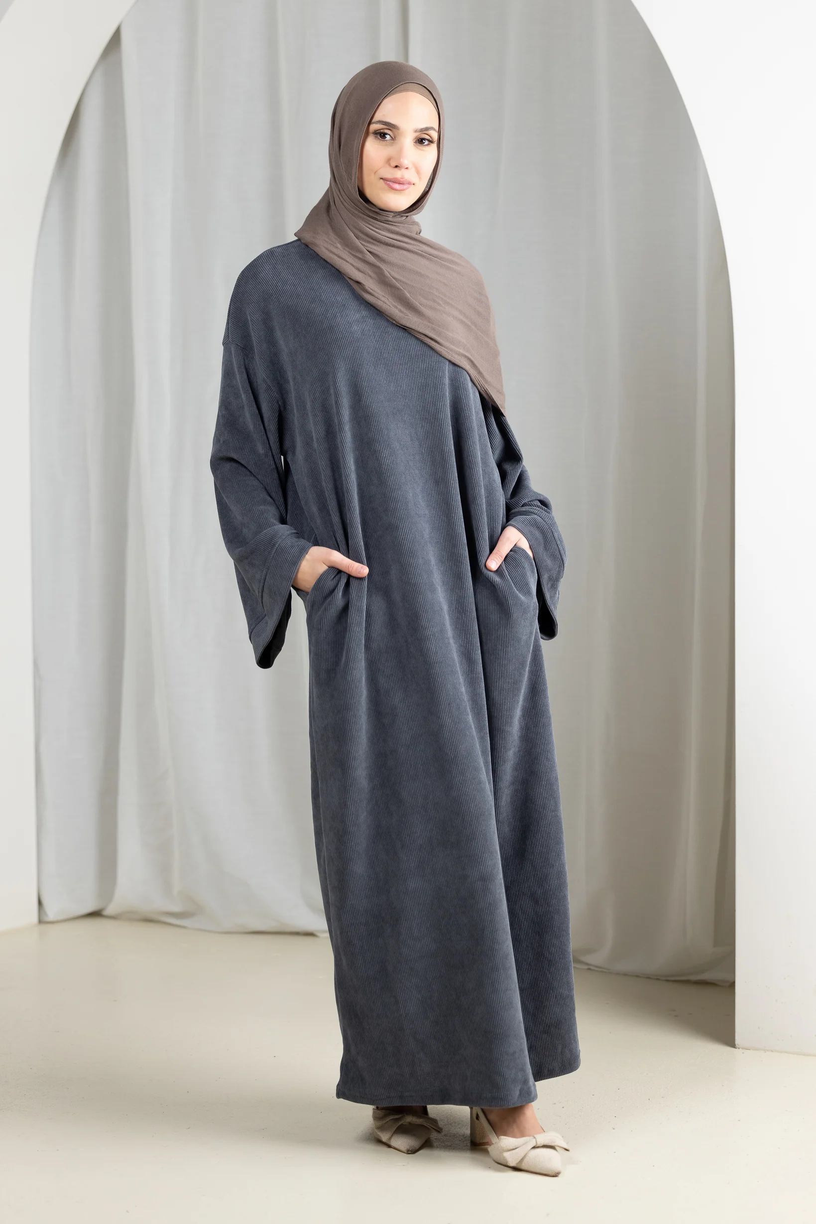 The Grand Raneem Abaya - Image 19