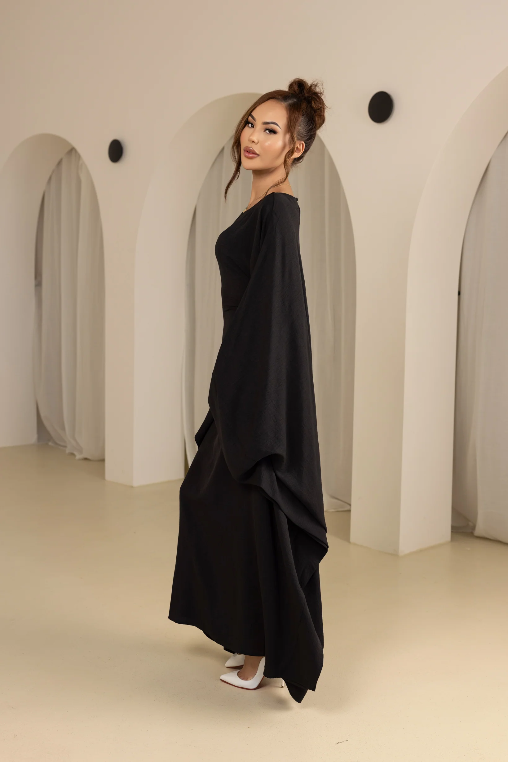 The Grand Tie Back Kaftan - Image 12