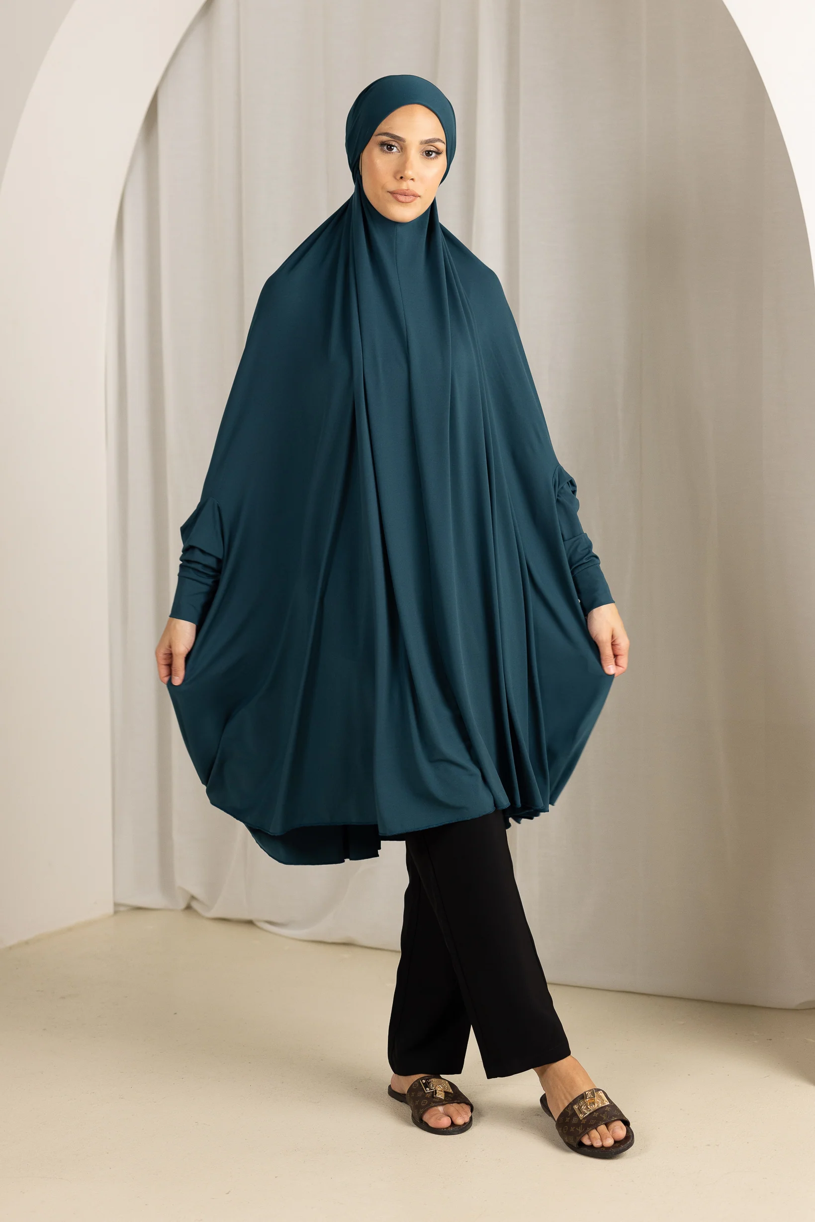 Tie Back Jilbab Sleeves - Shades of Blue