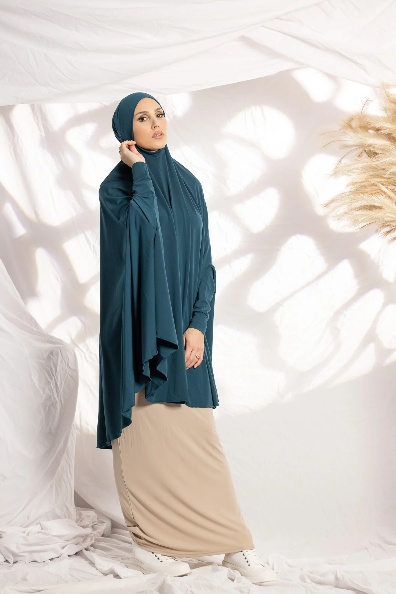 Tie Back Jilbab Sleeves - Shades of Green - Image 7