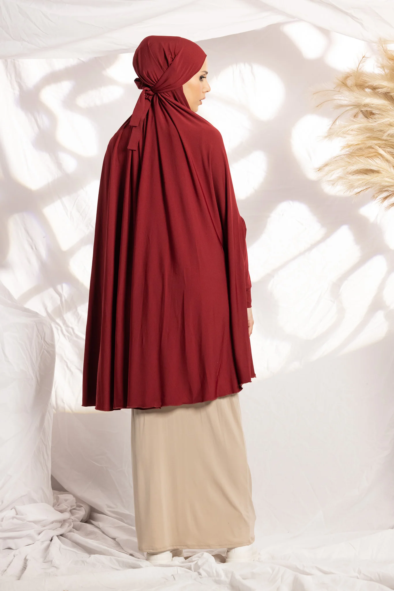 Tie Back Jilbab Sleeves - Shades of Red - Image 11