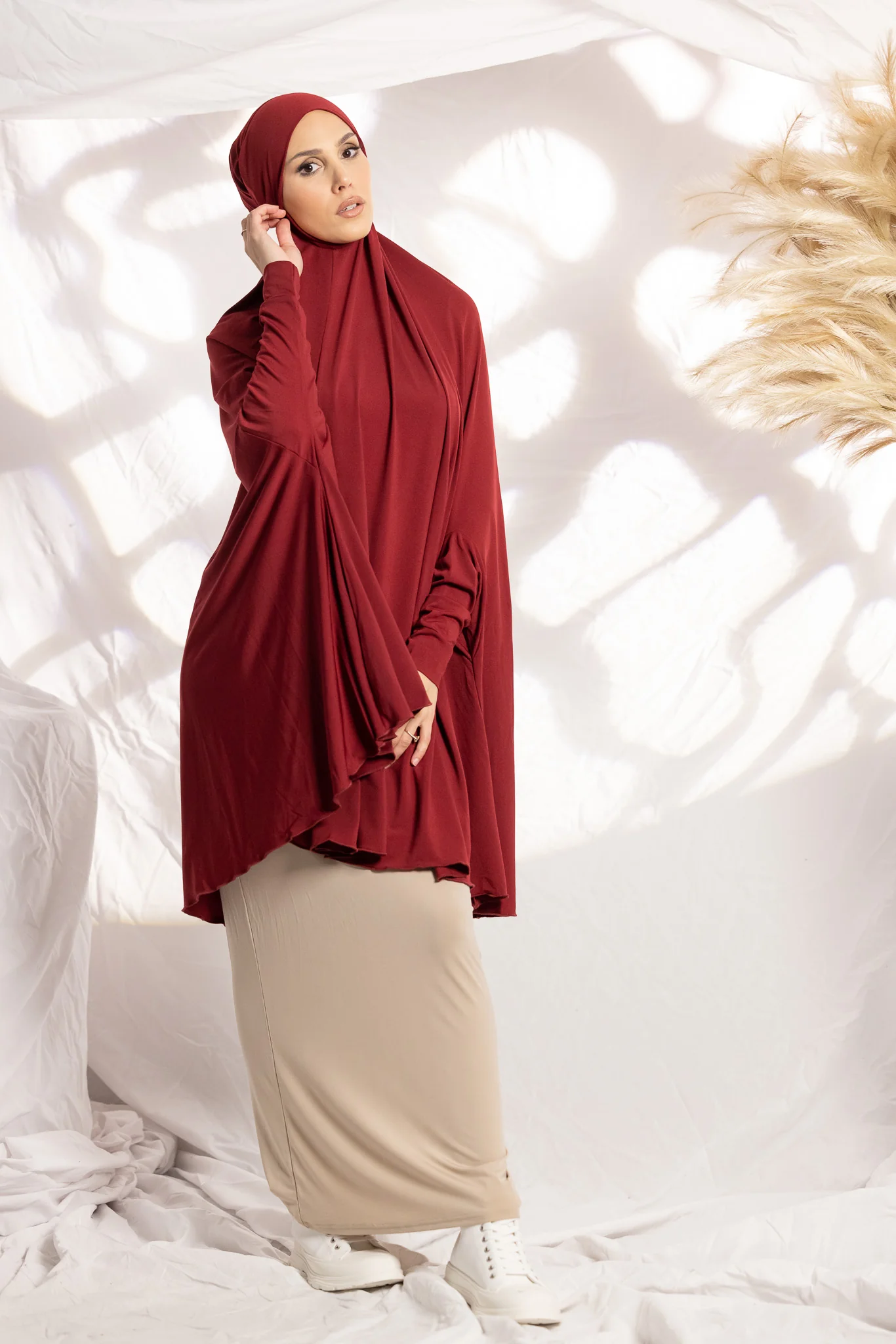 Tie Back Jilbab Sleeves - Shades of Red - Image 8