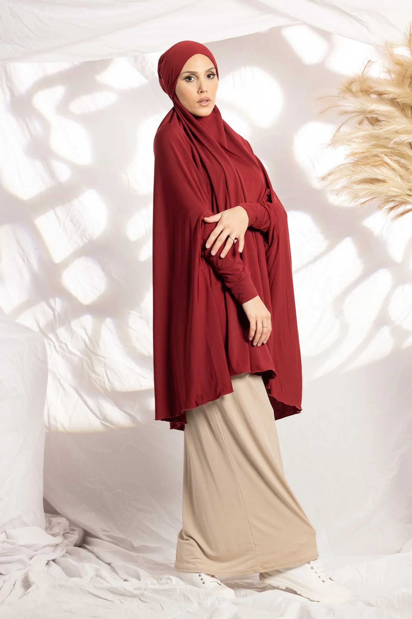 Tie Back Jilbab Sleeves - Shades of Red - Image 9